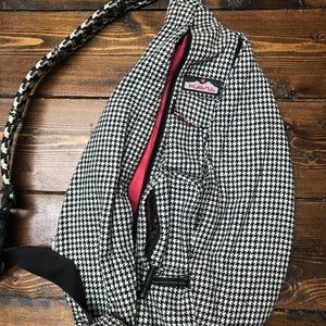 Kavu Houndstooth Rope sling purse